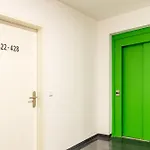 Kapselhotel Mit Lounge & Massagesesseln - Naehe Hauptbahnhof Halle-saale