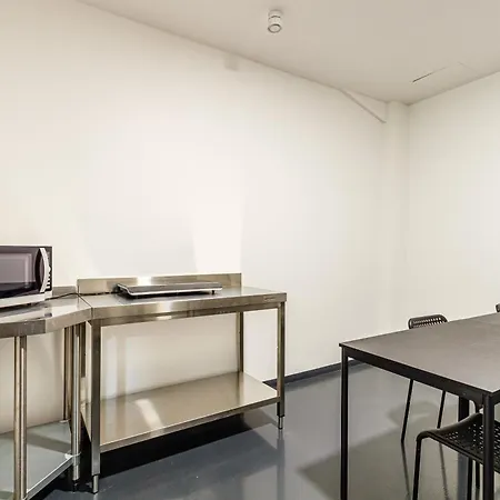 Капсульный отель Kapselhotel Mit Lounge & Massagesesseln - Naehe Hauptbahnhof Halle-saale *