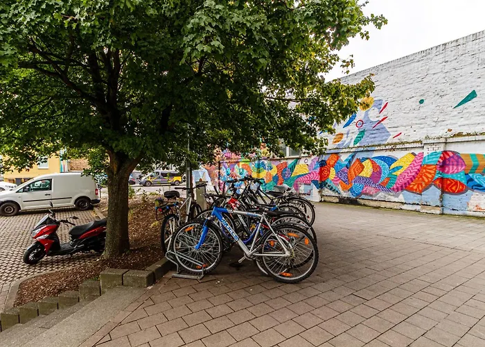 Hotel Cápsula Kapselhotel Mit Lounge & Massagesesseln - Naehe Hauptbahnhof Halle-saale *