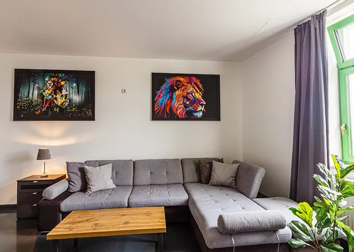 Kapselhotel Mit Lounge & Massagesesseln - Naehe Hauptbahnhof Halle-saale