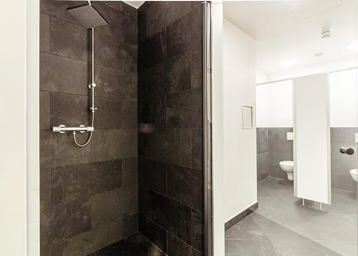 Hotel Cápsula Kapselhotel Mit Lounge & Massagesesseln - Naehe Hauptbahnhof Halle-saale *